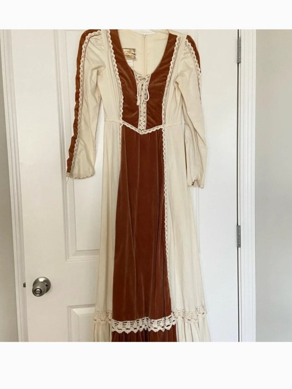 Gunne Sax White Brown Velvet Lace Maxi Dress